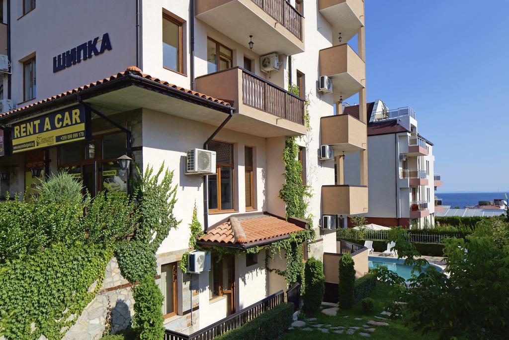 Mars Apartments In Complex Shipka Sveti Vlas Esterno foto